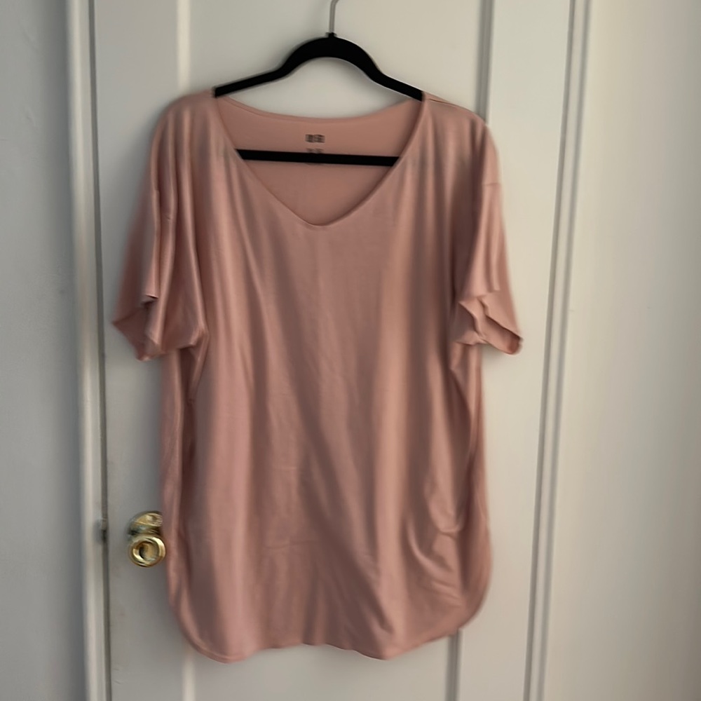 Uniqlo T-Shirt
